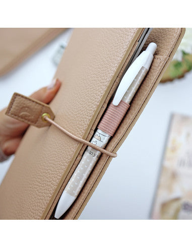 Lulidori Maquillaje A5 notebook cover