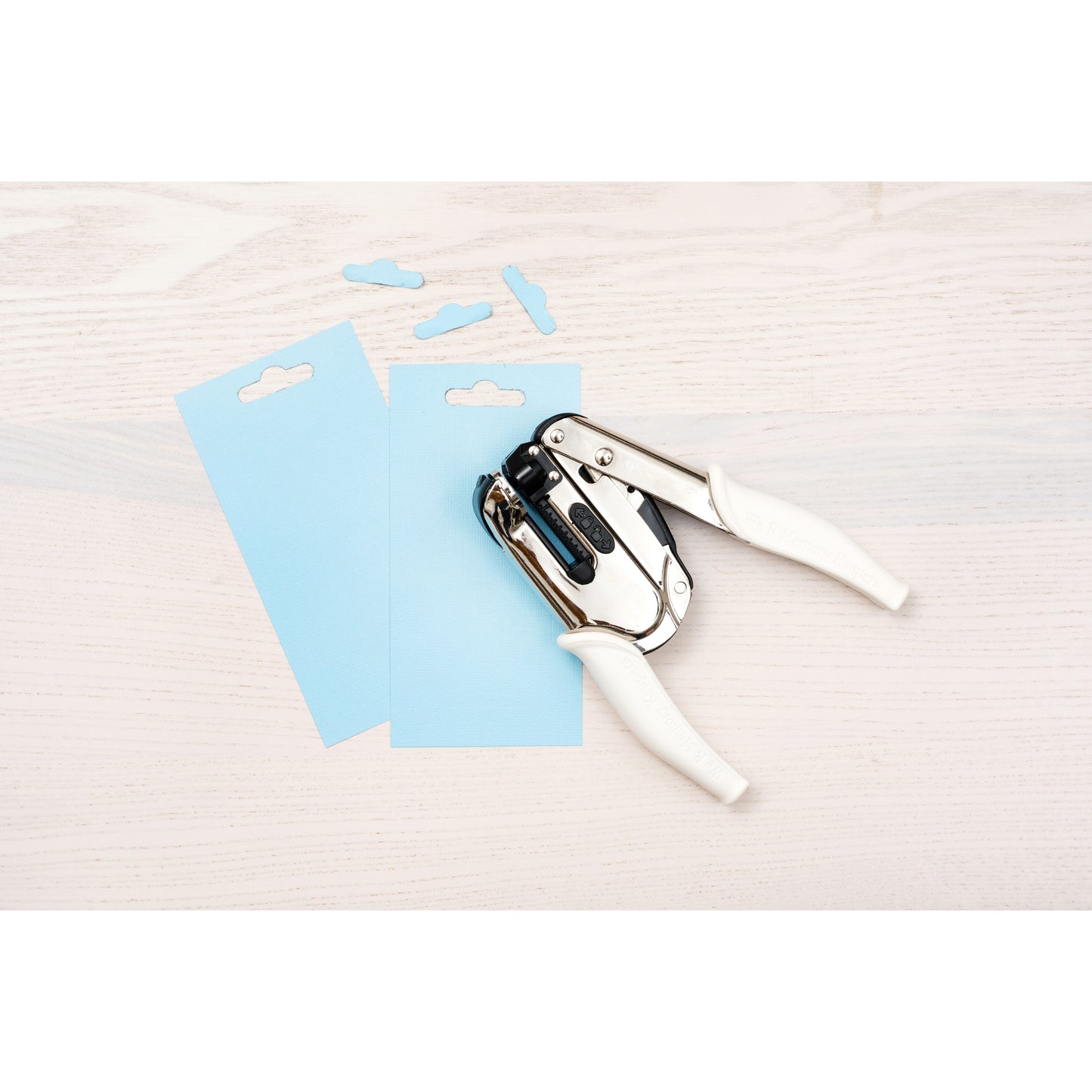 We R Crop-A-Dile Euro Hook Power Punch - 1.5"