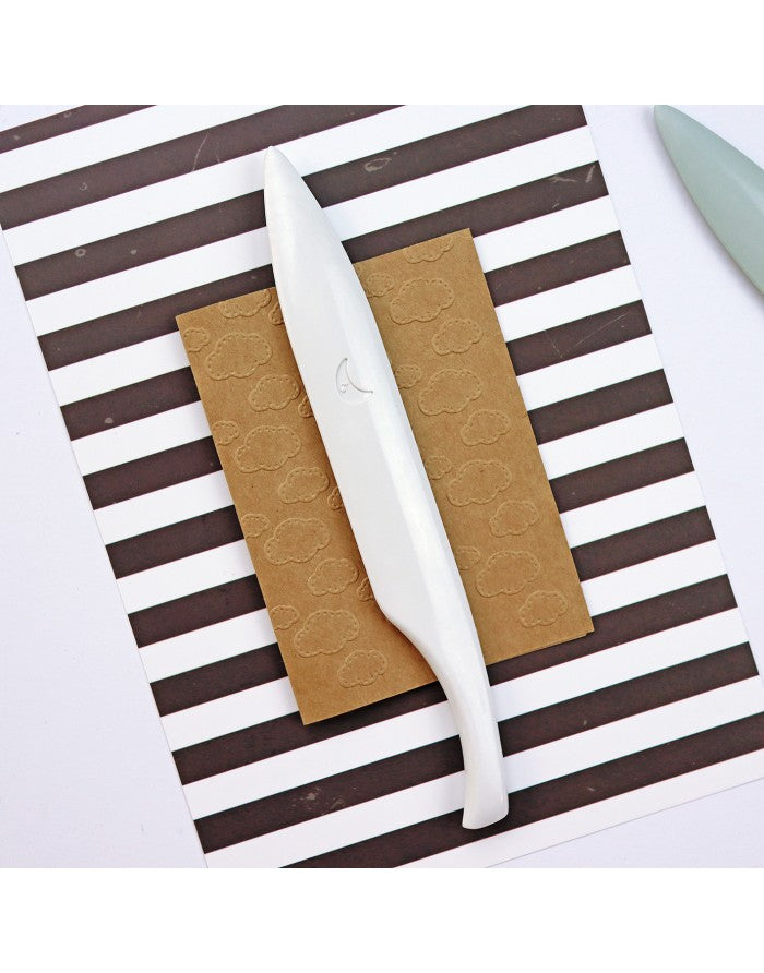 White bone folder