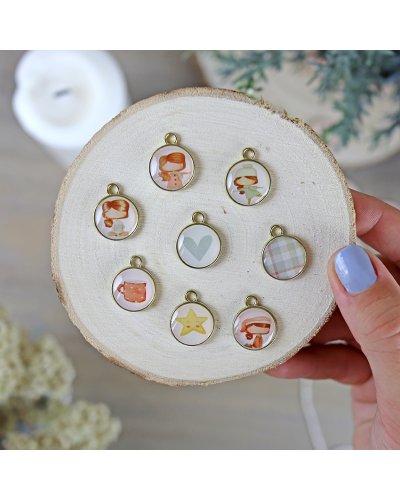 Mazapan metallic charms